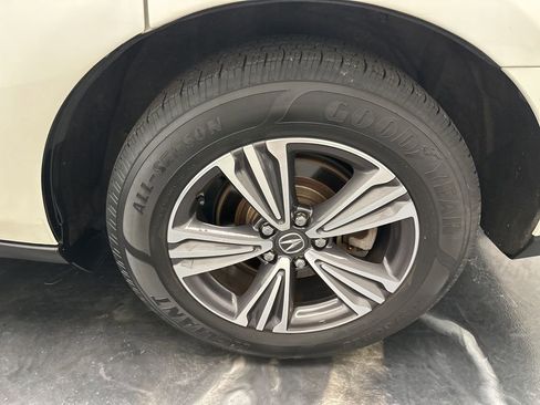 Used 2018 Acura MDX SH-AWD image 36