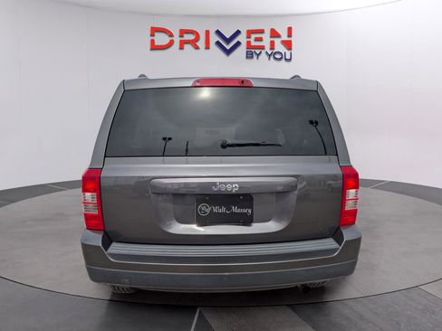 Used 2016 Jeep Patriot Sport w/ Power Value Group image 4