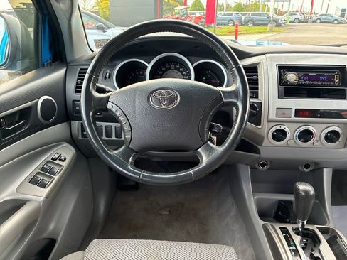 Used 2005 Toyota Tacoma 4x4 Double Cab image 17