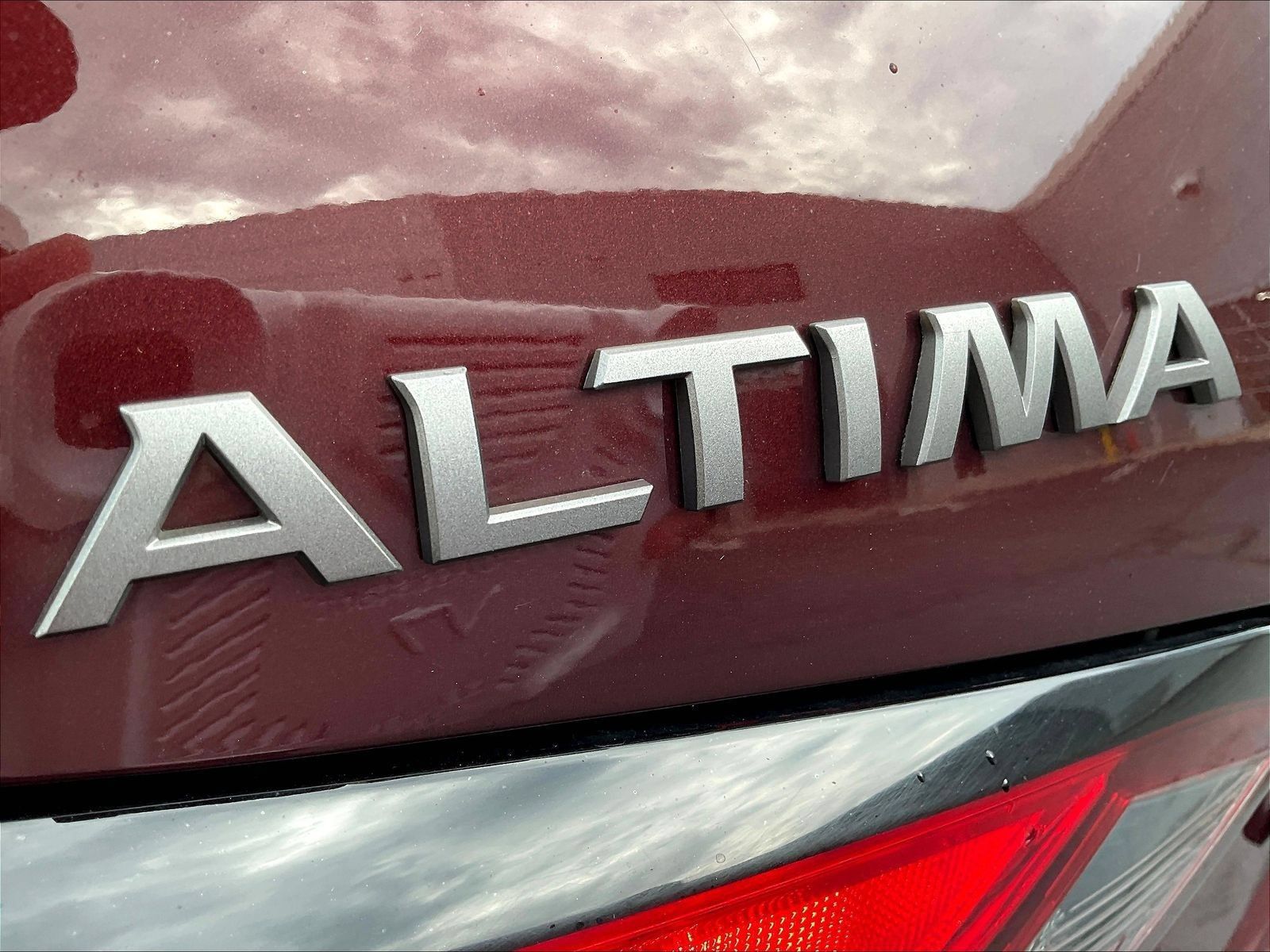Certified 2024 Nissan Altima 2.5 SV FWD image 27
