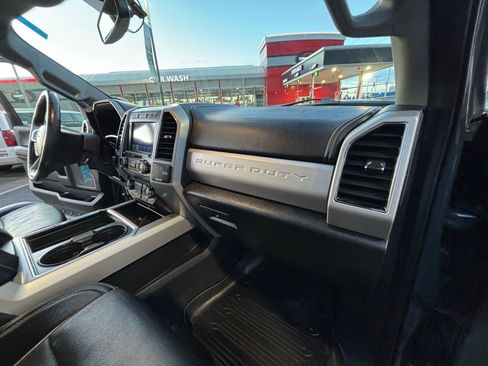 Used 2021 Ford F350 Lariat w/ Lariat Value Package image 28