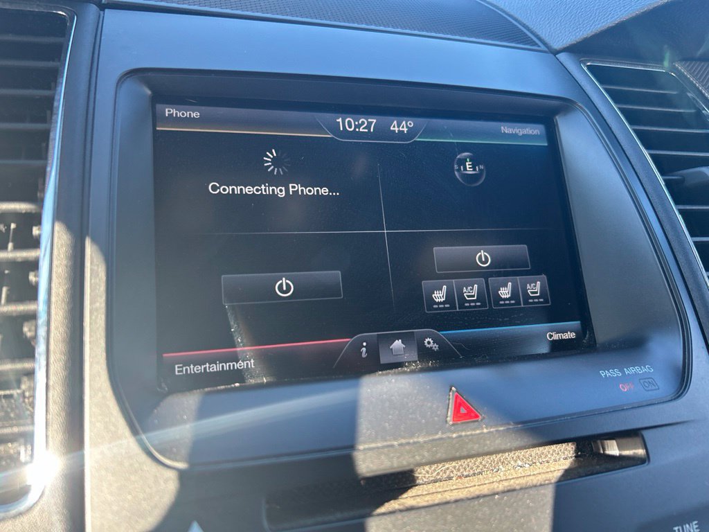 Used 2015 Ford Taurus SHO AWD/4WD image 6
