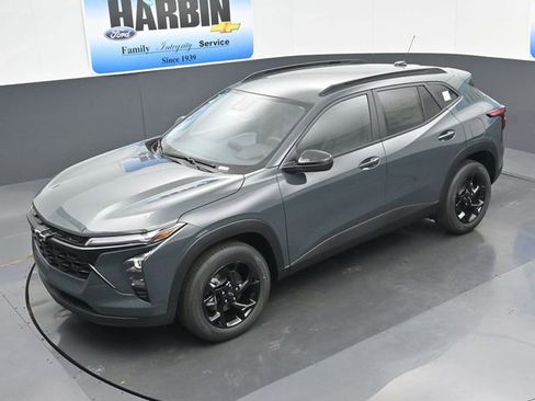 New 2026 Chevrolet Trax LT w/ Driver Confidence Package FWD image 22