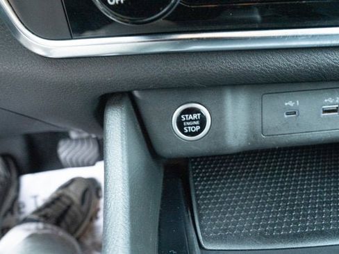 Used 2023 Nissan Rogue S image 20