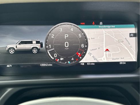 Used 2024 Land Rover Defender 110 S image 13