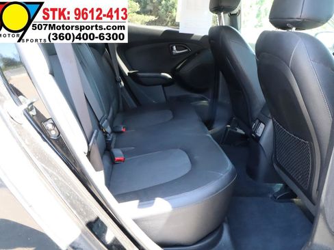 Used 2015 Hyundai Tucson SE FWD image 17