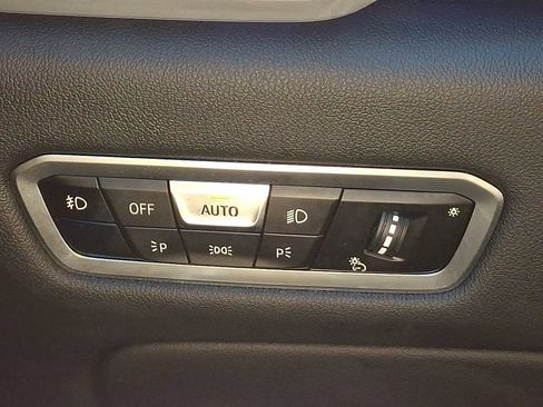 Used 2021 BMW X5 xDrive40i w/ Convenience Package AWD/4WD image 27