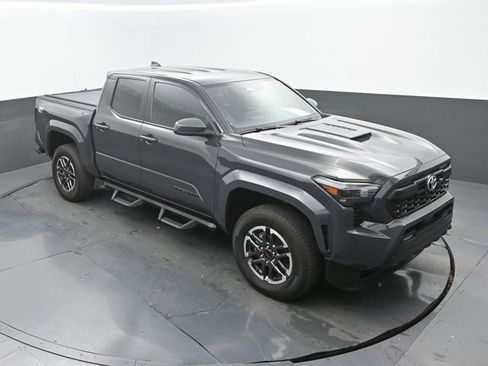 Used 2024 Toyota Tacoma TRD Sport RWD image 27