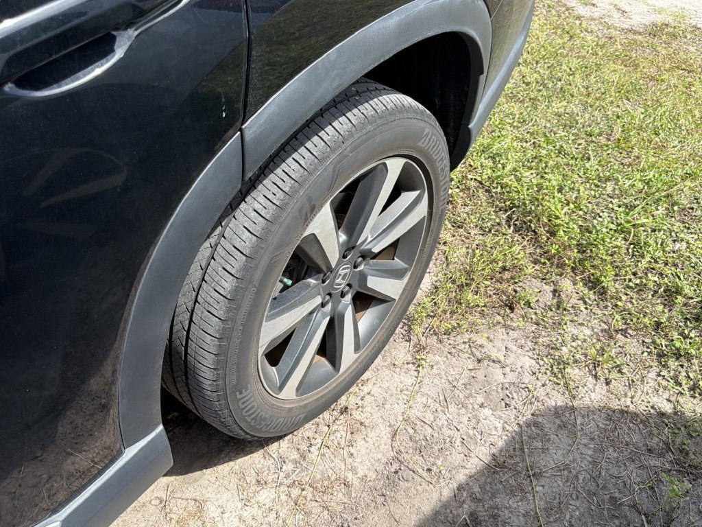 Used 2024 Honda Pilot Touring image 10