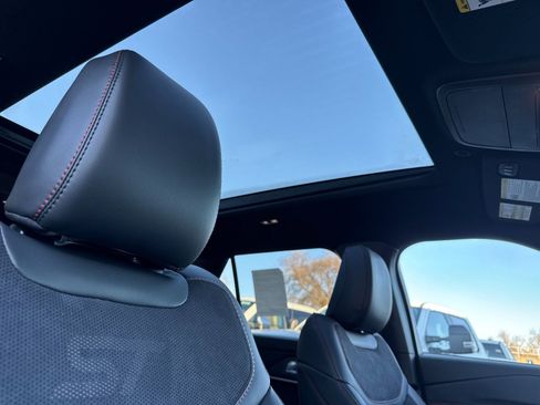 New 2026 Ford Explorer ST w/ Sun And Sound Package image 17