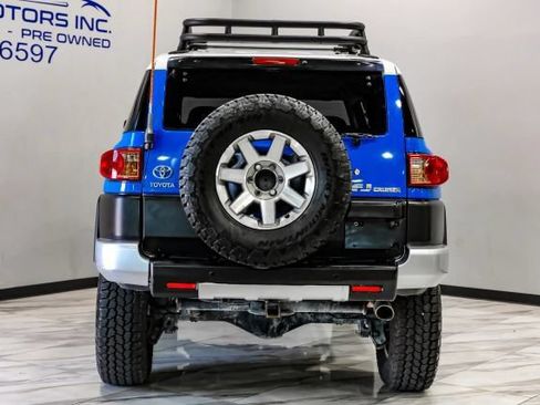 Used 2007 Toyota FJ Cruiser 4WD w/ Upgrade Pkg 2 image 11