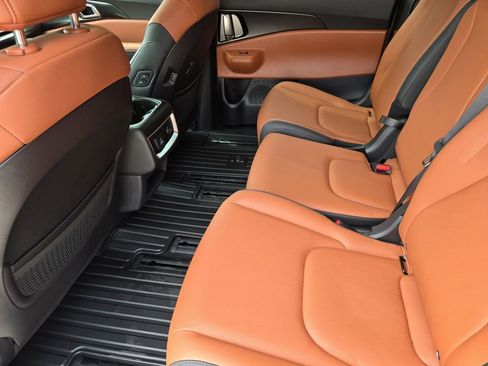 New 2026 Kia Carnival SX FWD image 22