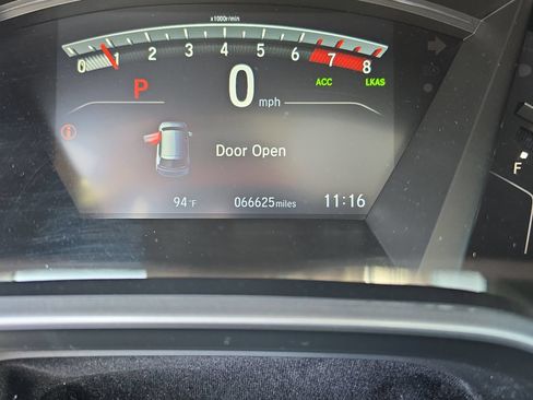 Used 2022 Honda CR-V Touring image 29