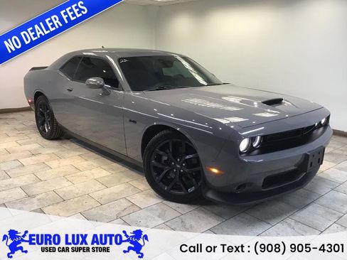 Used 2023 Dodge Challenger R/T w/ Blacktop Package RWD image 1