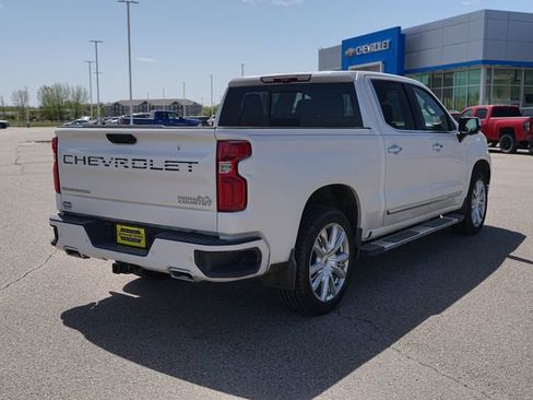 Used 2024 Chevrolet Silverado 1500 High Country w/ High Country Premium Package AWD/4WD image 6
