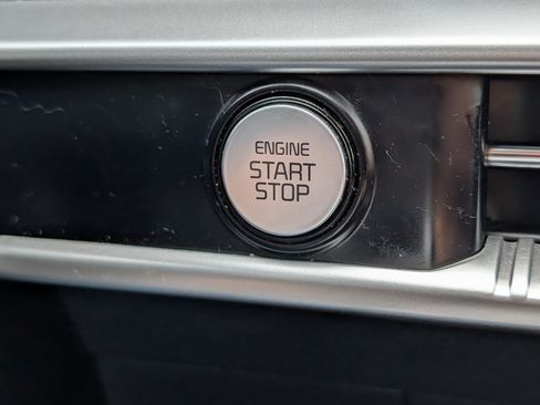 Used 2021 Kia K5 LXS FWD image 29