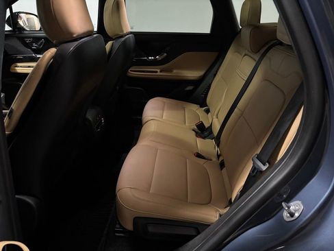 Used 2022 Lincoln Corsair Reserve w/ Equipment Group 201A image 17