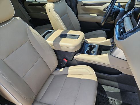 Used 2023 Chevrolet Tahoe Premier w/ Texas Edition RWD image 15