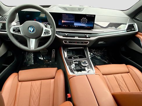 New 2026 BMW X5 xDrive50e w/ Executive Package AWD/4WD image 15