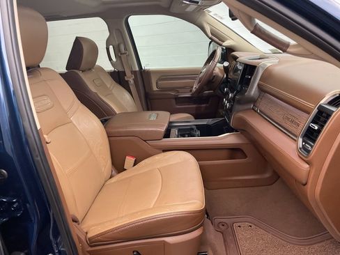 Certified 2022 RAM 2500 Limited image 26