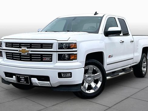Used 2015 Chevrolet Silverado 1500 LT w/ Custom Sport Edition image 35