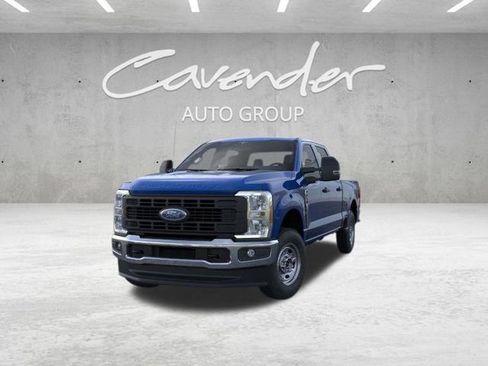 New 2026 Ford F250 XL w/ XL Chrome Package image 2