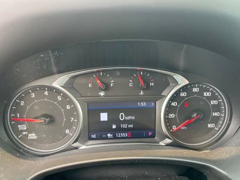 Used 2023 GMC Terrain SLT w/ Infotainment Package II AWD/4WD image 28