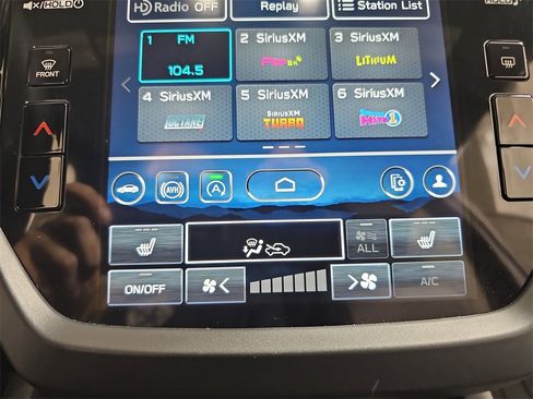 Used 2025 Subaru Forester Sport image 28