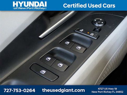 Certified 2023 Hyundai Elantra Limited image 29