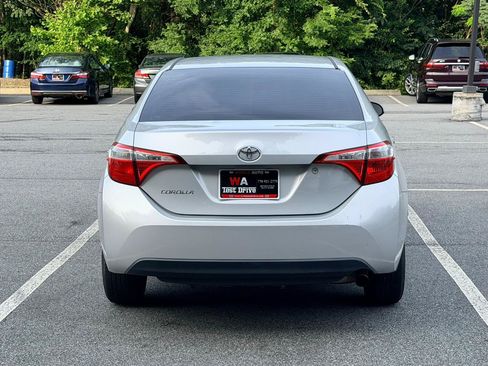 Used 2015 Toyota Corolla L FWD image 5