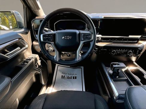 Used 2024 Chevrolet Silverado 1500 RST AWD/4WD image 8