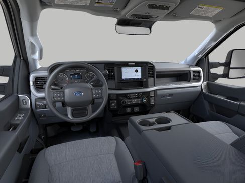 New 2026 Ford F250 XL w/ XL Driver Assist Package AWD/4WD image 9