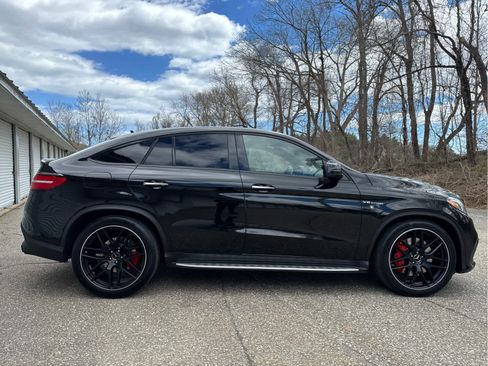 Used 2019 Mercedes-Benz GLE 63 AMG S image 6
