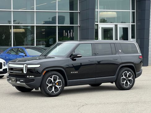 Used 2024 Rivian R1S Adventure AWD/4WD image 10