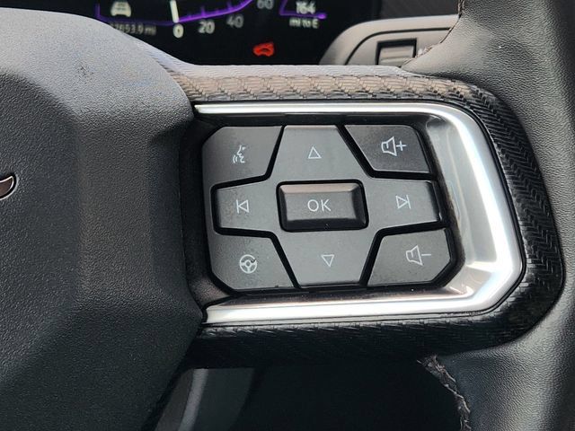 Used 2024 Ford Mustang Coupe RWD image 33