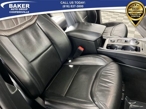 Used 2020 Ford Explorer Platinum w/ Premium Technology Package image 28