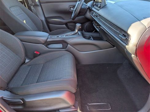 Used 2025 Honda HR-V Sport image 25