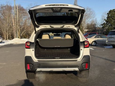 Used 2020 Subaru Outback Limited XT image 21