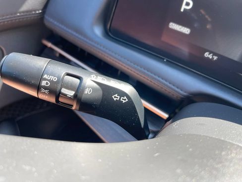 Certified 2023 Nissan Ariya FWD image 29