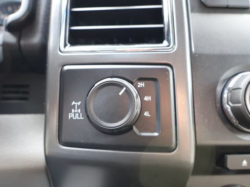 Used 2018 Ford F150 XLT w/ Equipment Group 301A Mid AWD/4WD image 22