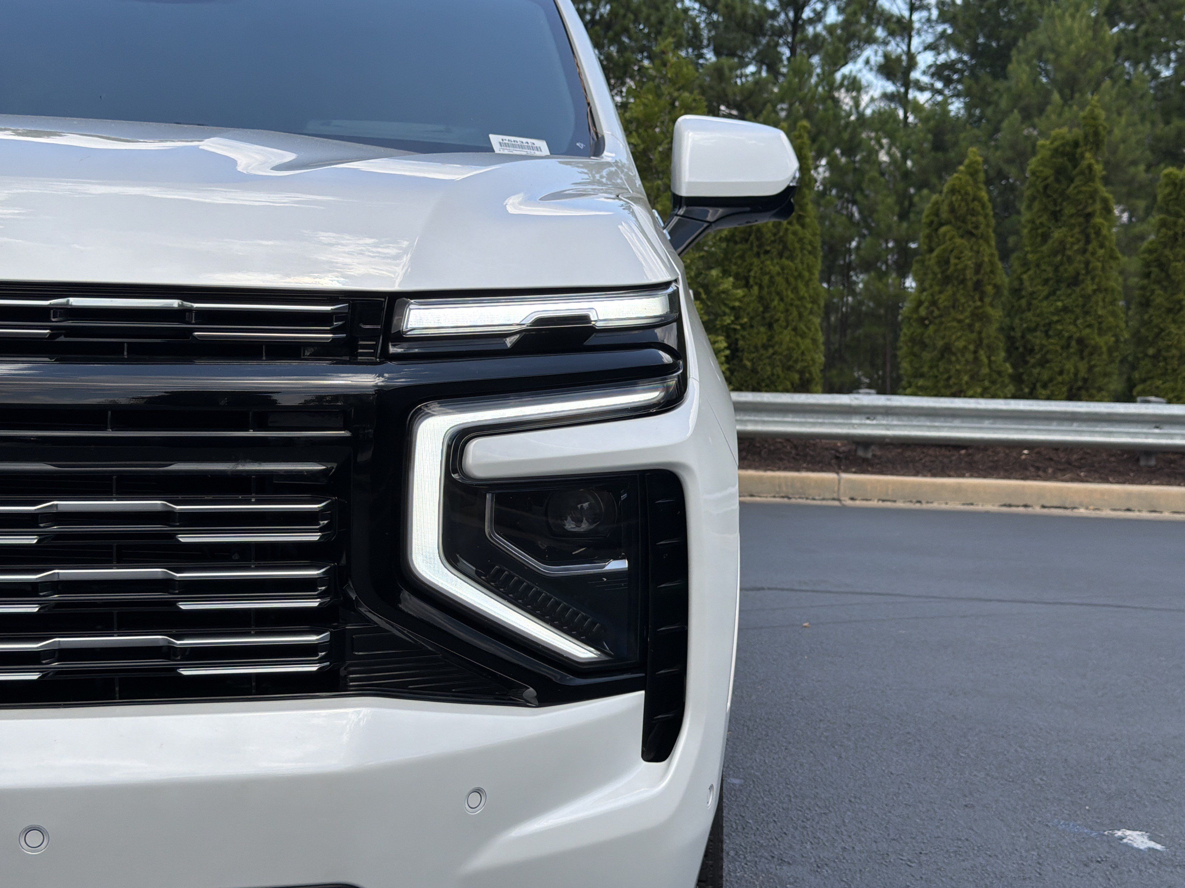 Used 2025 Chevrolet Tahoe High Country AWD/4WD image 46