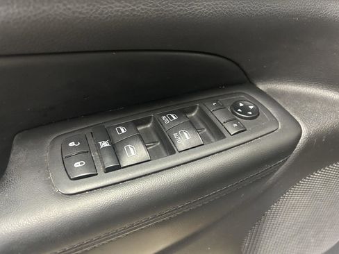 Used 2020 Jeep Grand Cherokee Limited image 11