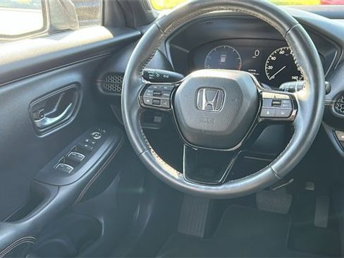 Used 2025 Honda HR-V Sport image 24