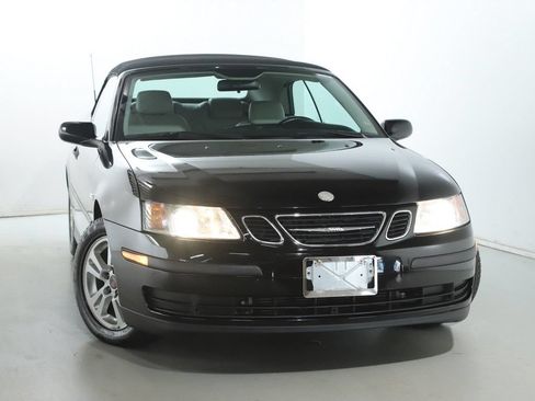 Used 2005 Saab 9-3 Linear FWD image 2