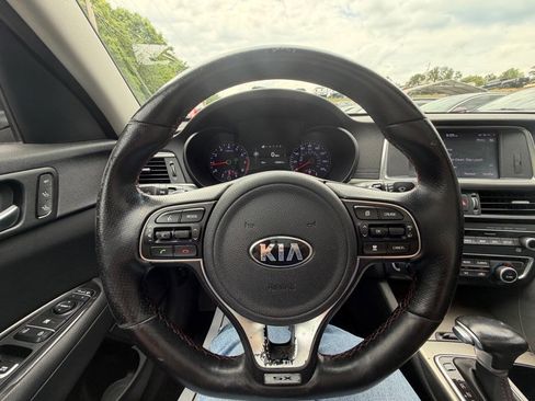 Used 2018 Kia Optima SX w/ Technology Package FWD image 14