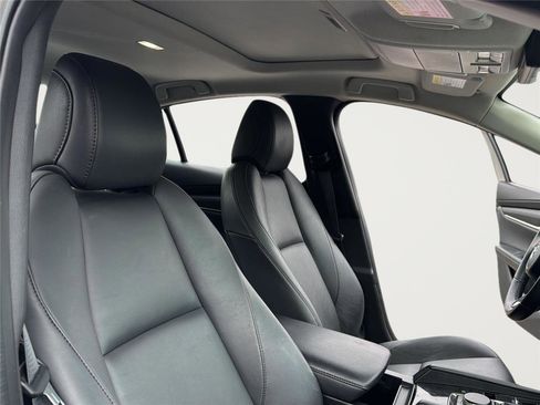 Used 2024 MAZDA MAZDA3 s image 29