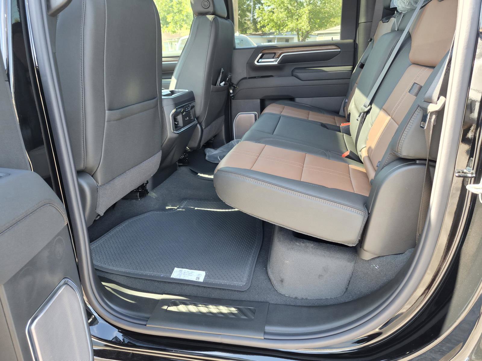 New 2026 Chevrolet Silverado 2500 High Country w/ Technology Package AWD/4WD image 7