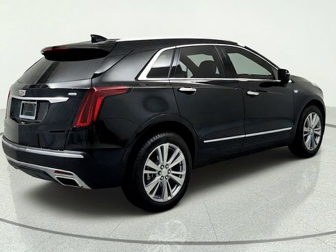 Certified 2024 Cadillac XT5 Premium Luxury w/ LPO, Floor Liner Package AWD/4WD image 5