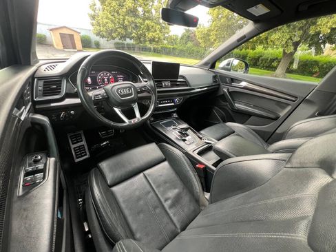 Used 2018 Audi SQ5 Prestige w/ Prestige Package image 9