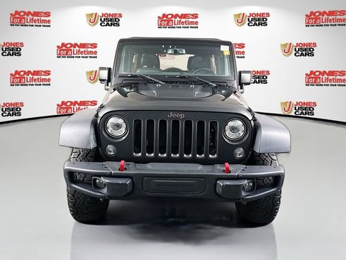 Used 2017 Jeep Wrangler Unlimited Rubicon AWD/4WD image 8